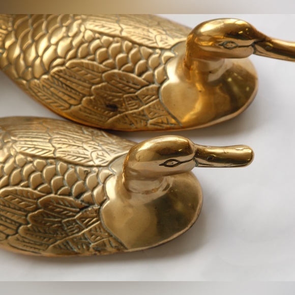Brass Mid-Century Ducks - Picture 5 of 6